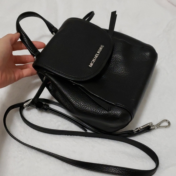 Michael kors mini crossbody MK bag - Picture 3 of 7